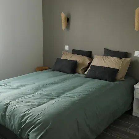 Vila A 100m Du Virage D'arnage- Circuit Des 24h Du Mans - 6 Personnes