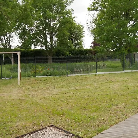 A 100m Du Virage D'arnage- Circuit Des 24h Du Mans - 6 Personnes