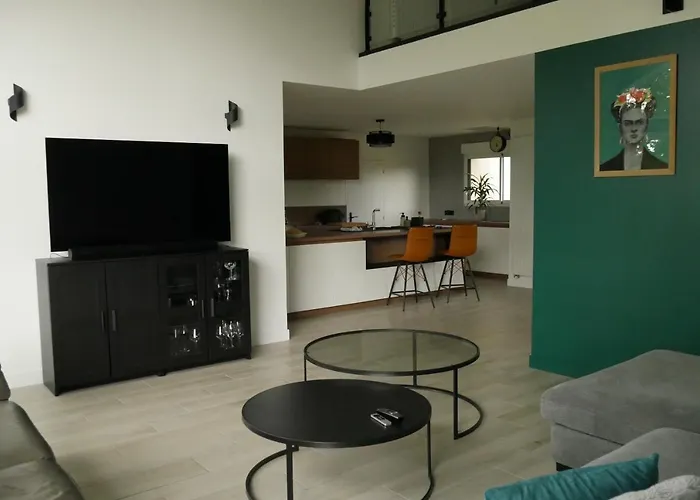 à 100m Du Virage D'arnage- Circuit Des 24h Du Mans - 6 Personnes *